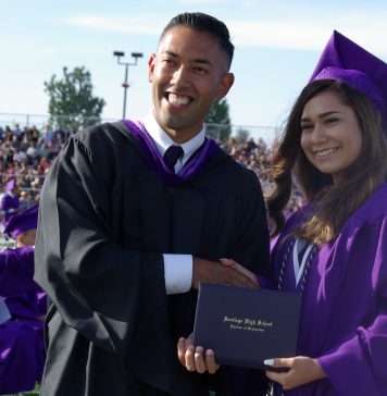 Grads1web.jpg